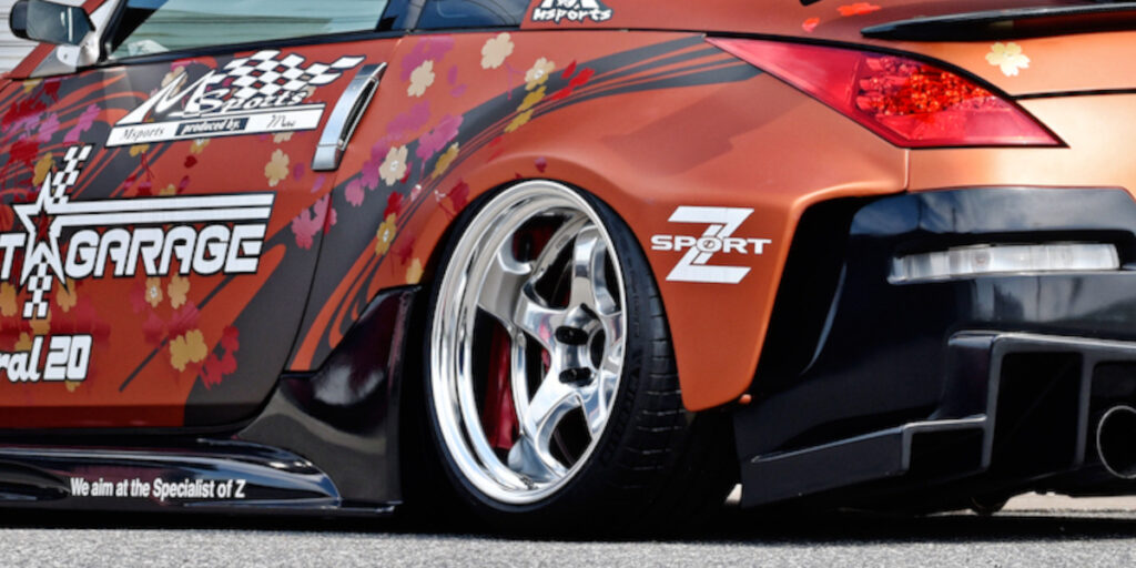 FAIRLADY Z33/350Z リアフェンダー